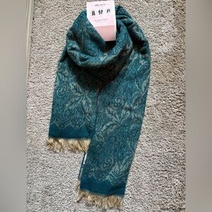 Elegant Teal Paisley Scarf
